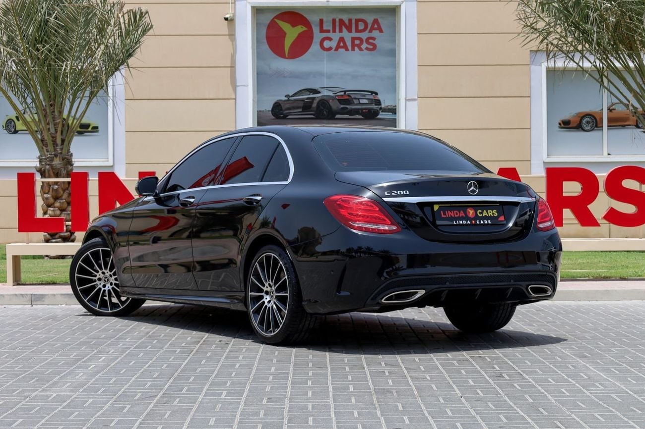 Mercedes-Benz C 200 Mercedes-Benz C200 AMG Pack 2018 GCC under Warranty with Flexible Down-Payment.