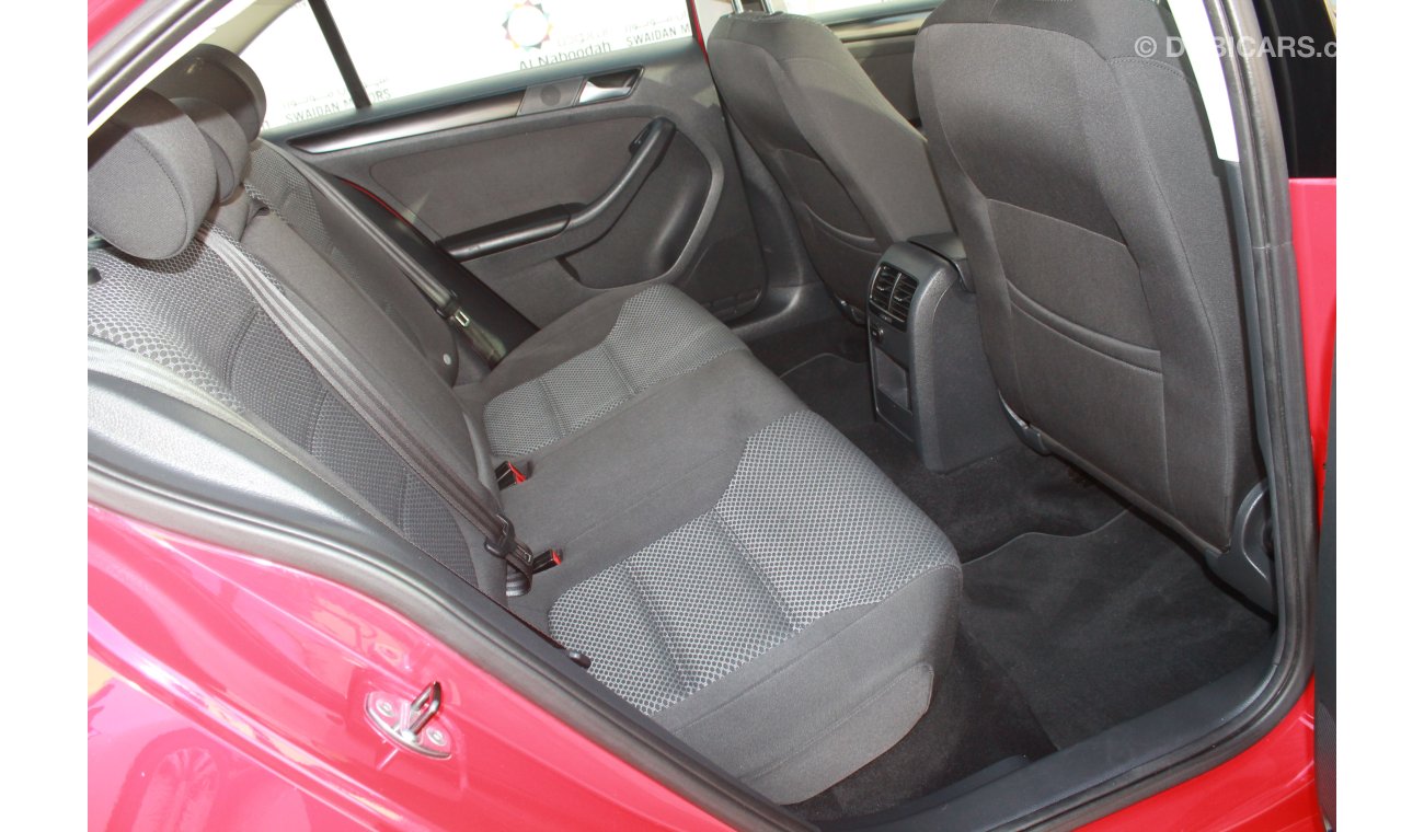 Volkswagen Jetta 2.0L SE 2015 MODEL WITH SUNROOF