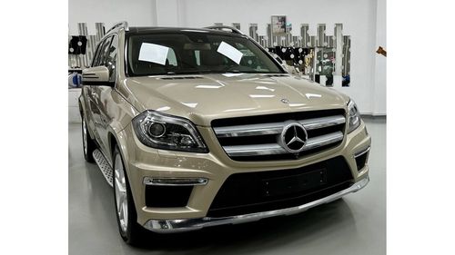 Mercedes-Benz GL 500 Std GCC .. Original Paint .. Top Range .. V8 .. Perfect Condition