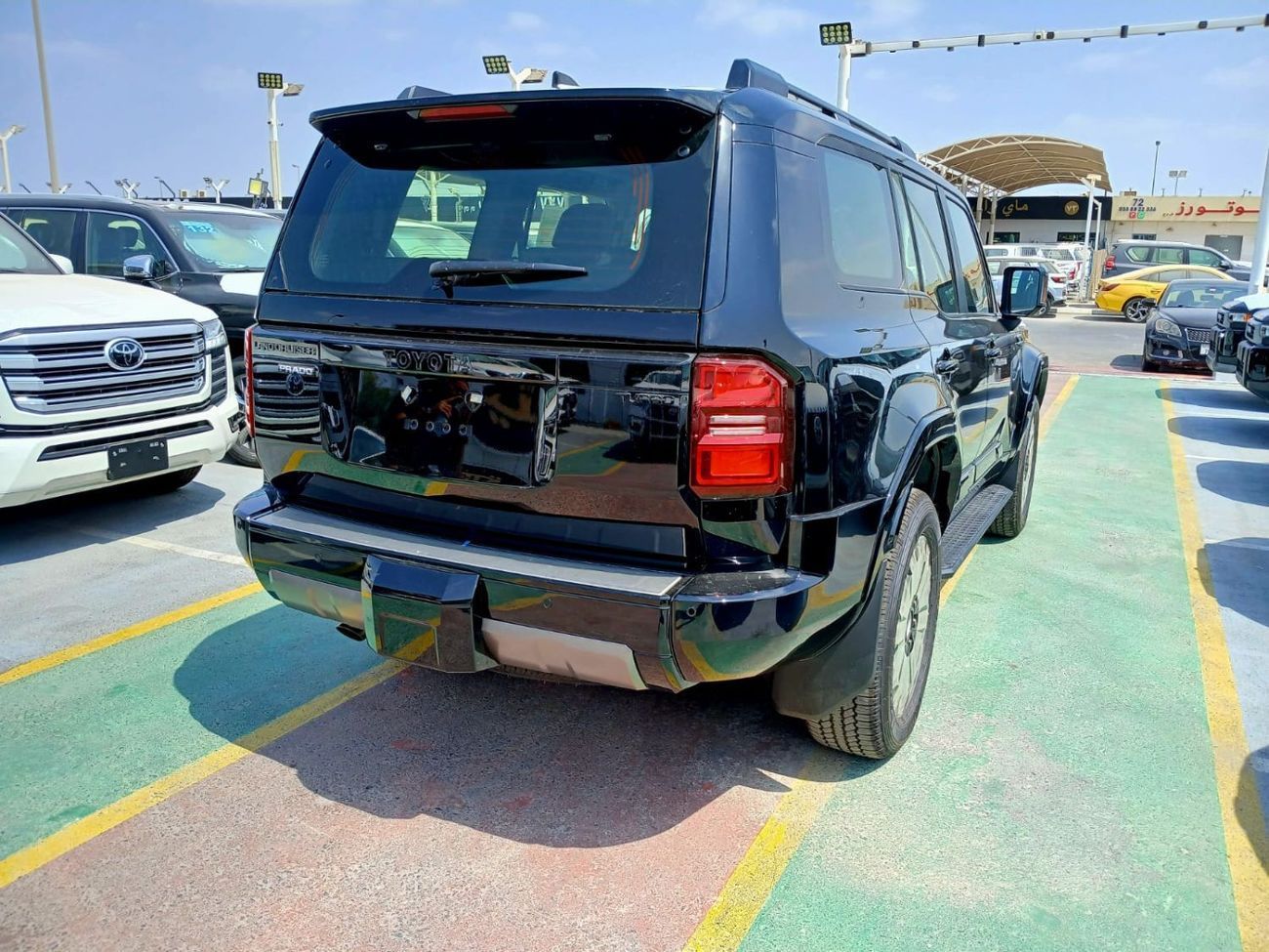 تويوتا برادو تويوتا برادو بنزين 2.4 لتر 2025 بريميوم