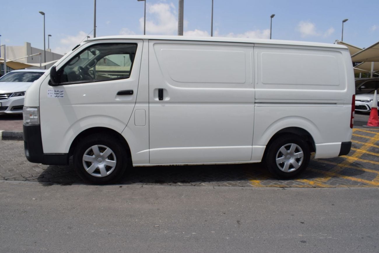 تويوتا هاياس GL -Standard Roof  Panal Van 2.7L
