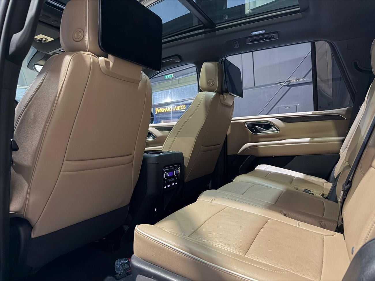 Chevrolet Tahoe TAHOE PREMIER 6.2L 2023 GCC // UNDER WARRANTY // SERVICE CONTRACT // ORIGINAL PAINT