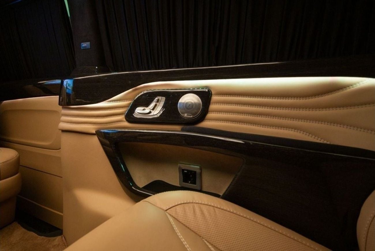 Mercedes Benz V 250 AVANTGARDE/E ERTEX LUXURY CAR DESIGN 30th YEAR EDITION