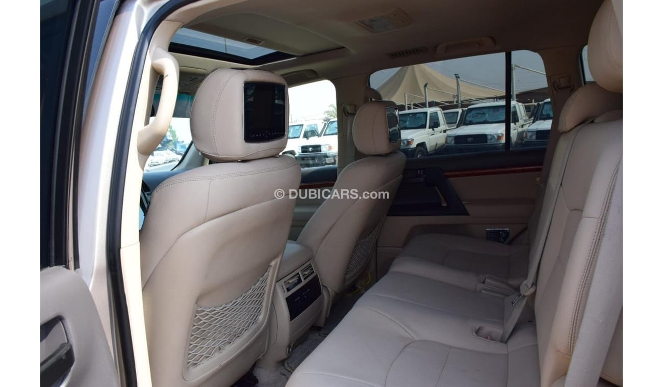 تويوتا لاند كروزر GXR