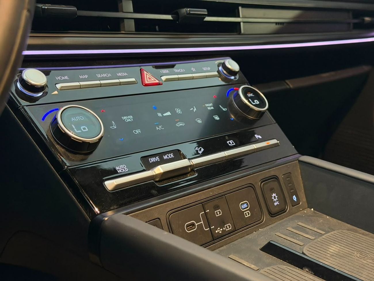 هيونداي سانتا في HYUNDAI SANTAFE 2024 HYBRID 1.6
