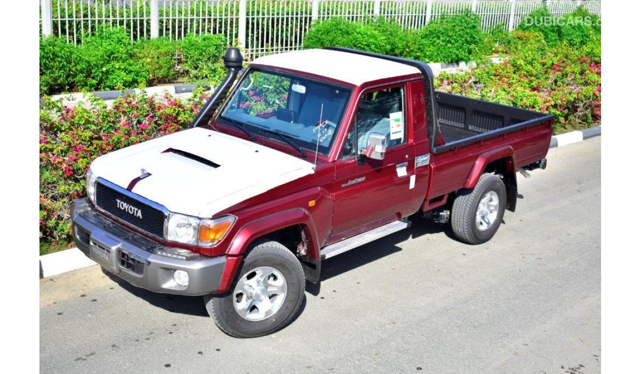 Toyota Land Cruiser Pick Up 79 Single Cab Pickup Limited V8 4.5L 4WD Turbo Diesel Manual Transmission