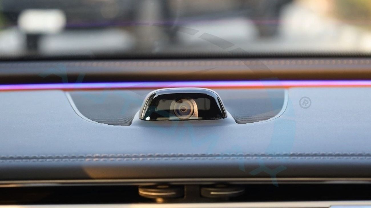 مرسيدس بنز E300 (For Export , НА ЭКСПОРТ) AMG 4MATIC EQ Boost 2.0T 2025 Без пробега