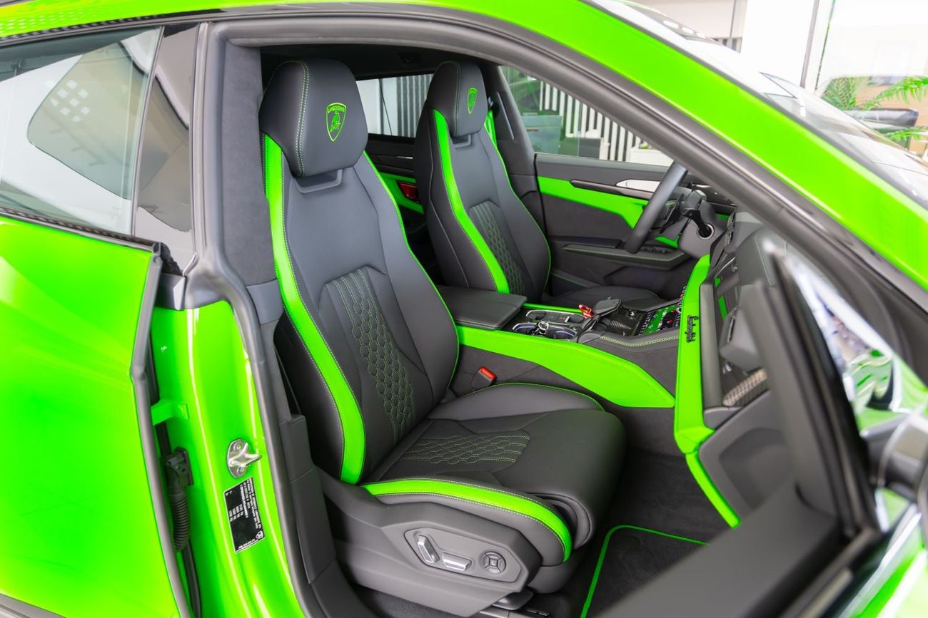 Lamborghini Urus SE Lamborghini Urus SE | 2026 | European Specs | V8 4.0L Twin Turbo 800HP | SUV PHEV | AWD