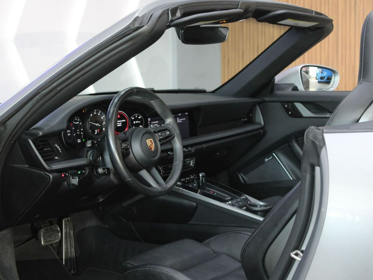 Porsche 911 Carrera S 3.0L (445 HP) Convertible