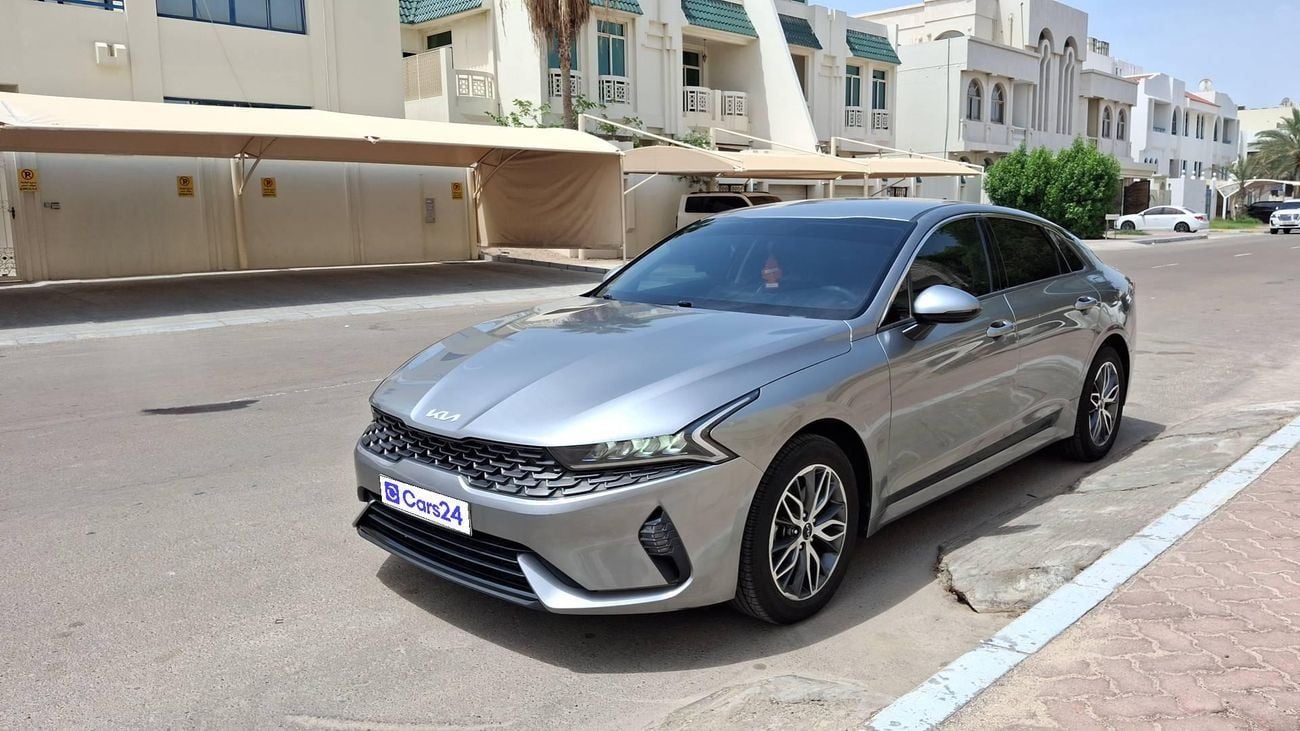 كيا K5 LX كارس24 هي سوق ضخم للسيارات المستعملة موثوق ومضمون ٪كارس24 هي سوق ضخم للسيارات المستعملة موثوق ومضمون
