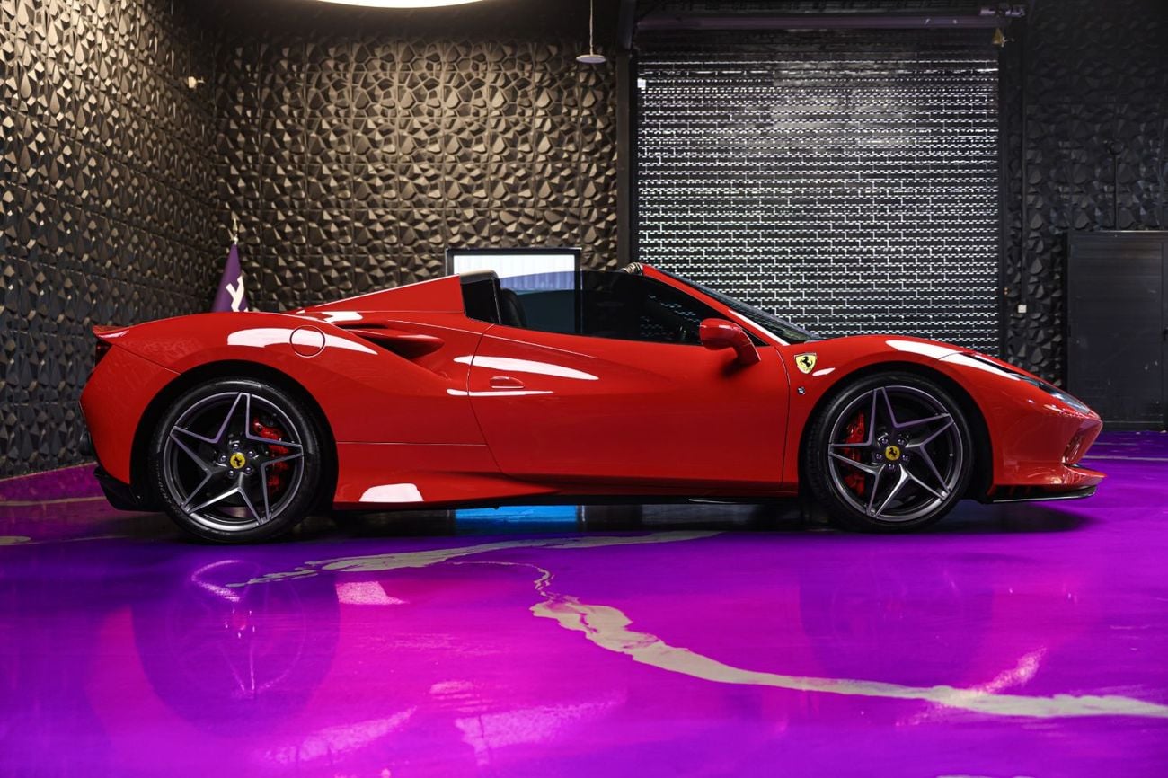Ferrari F8 Spider STD Ferrari F8 Spider V8 Turbo HELE