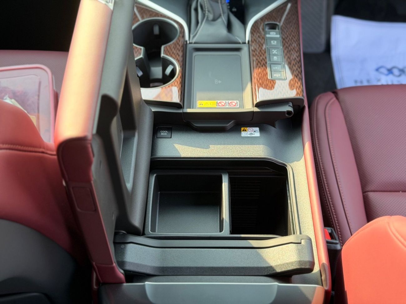 لكزس LX 600 SPORT LUXURY - RHD