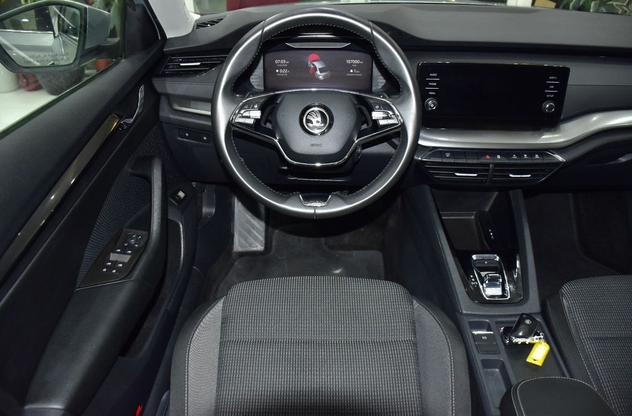 سكودا أوكتافيا EXCELLENT DEAL for our Skoda Octavia ( 2021 Model ) in Silver Color GCC Specs