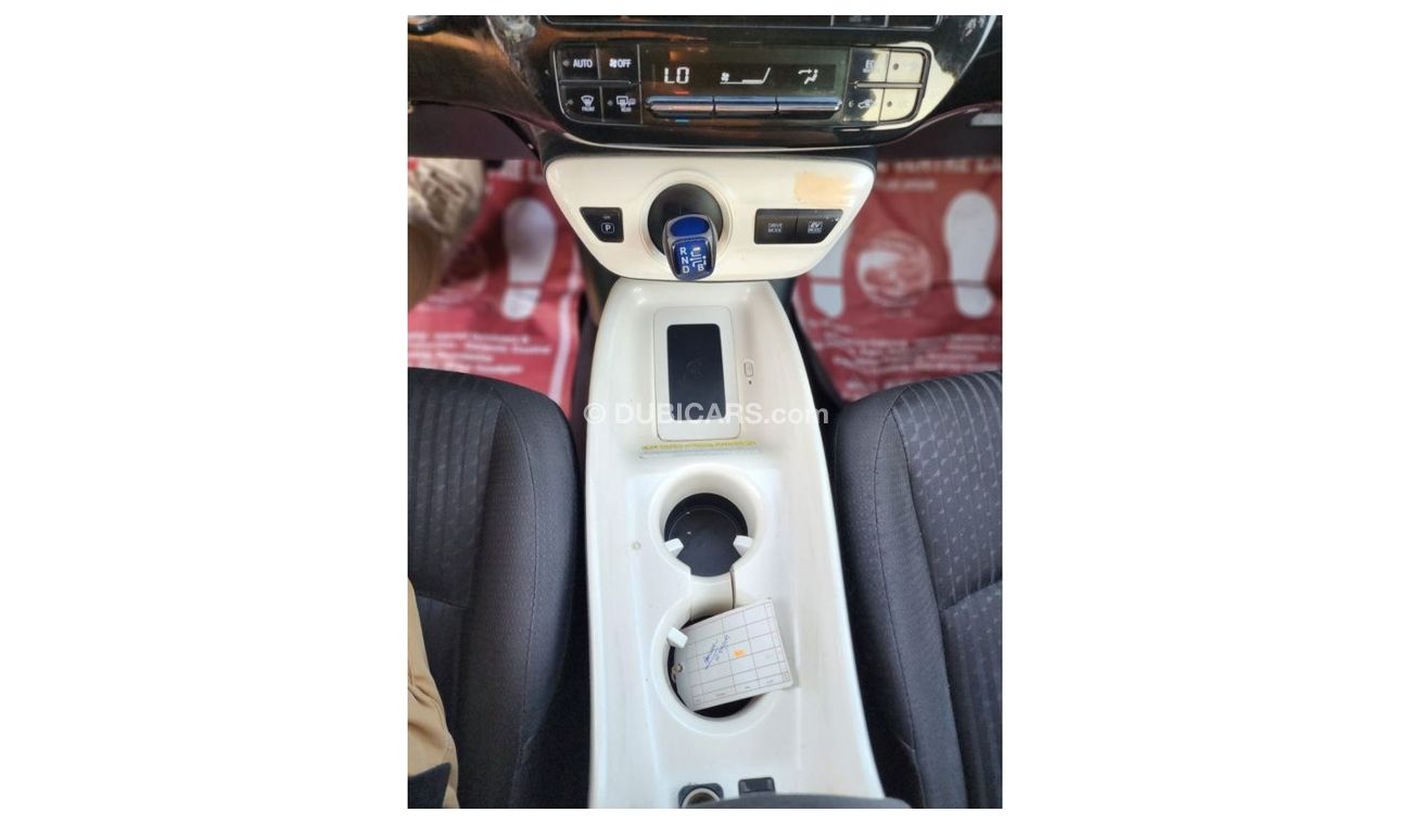 Toyota Prius Iconic TOYOTA PRIUS