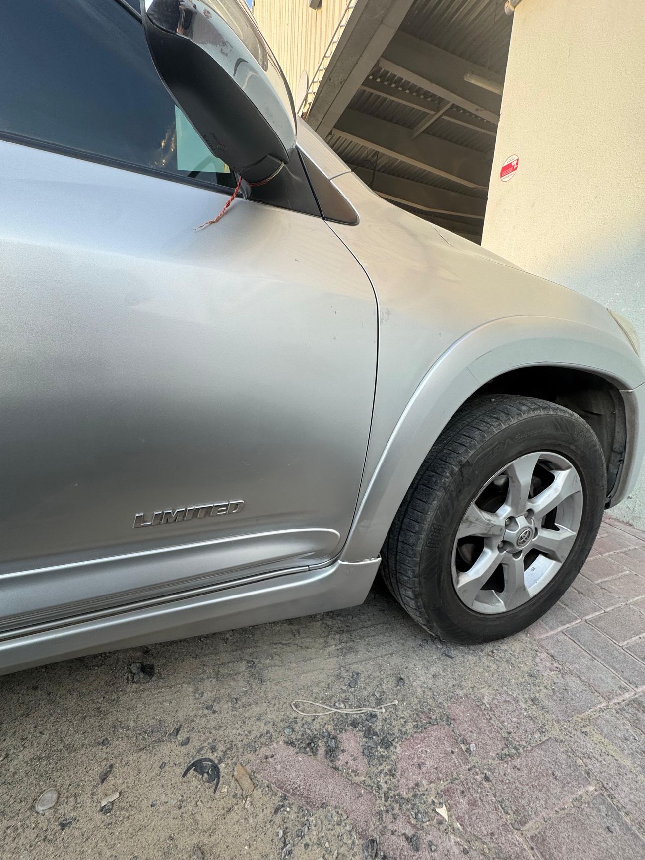 Toyota RAV4 Limited 2.5L