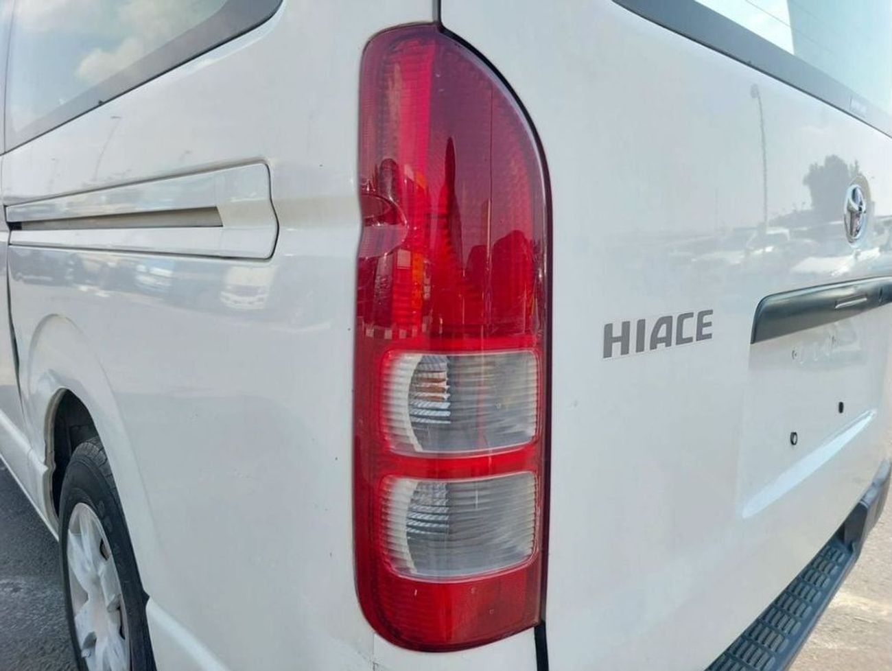 Toyota Hiace TOYOTA HIACE VAN RHD 2007 MODEL 2.5 L DIESEL MANUAL(PM78244)