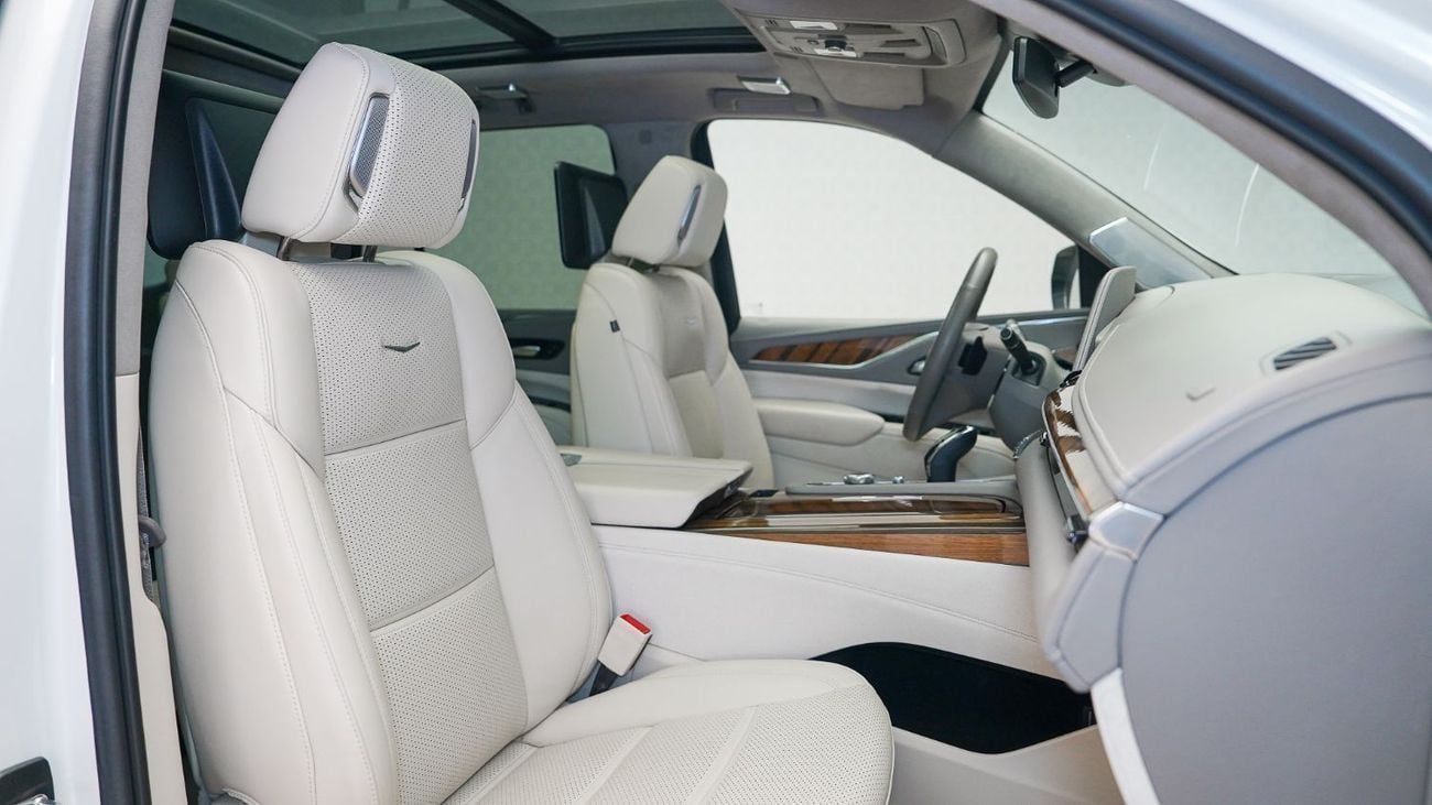 Cadillac Escalade Premium Luxury 6.2L 4WD UAE's Very Best Example | AED 3,921 Per Month