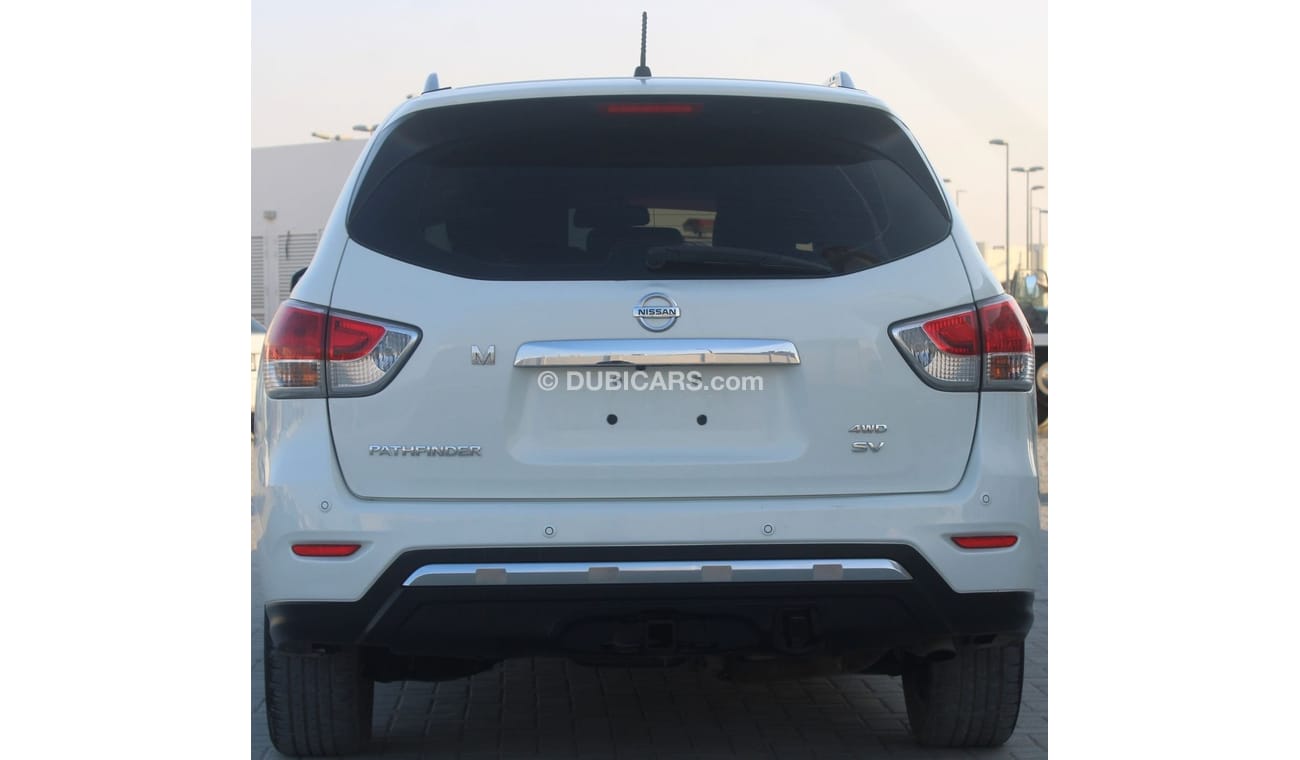 Nissan Pathfinder SV Nissan Pathfinder 2014 full option in excellent condition without accidents