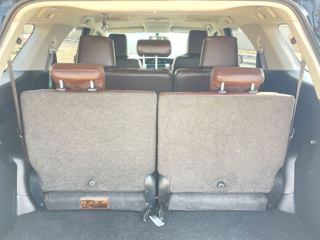 Toyota Fortuner diesel 2.8 liter ,right hand drive only for export available