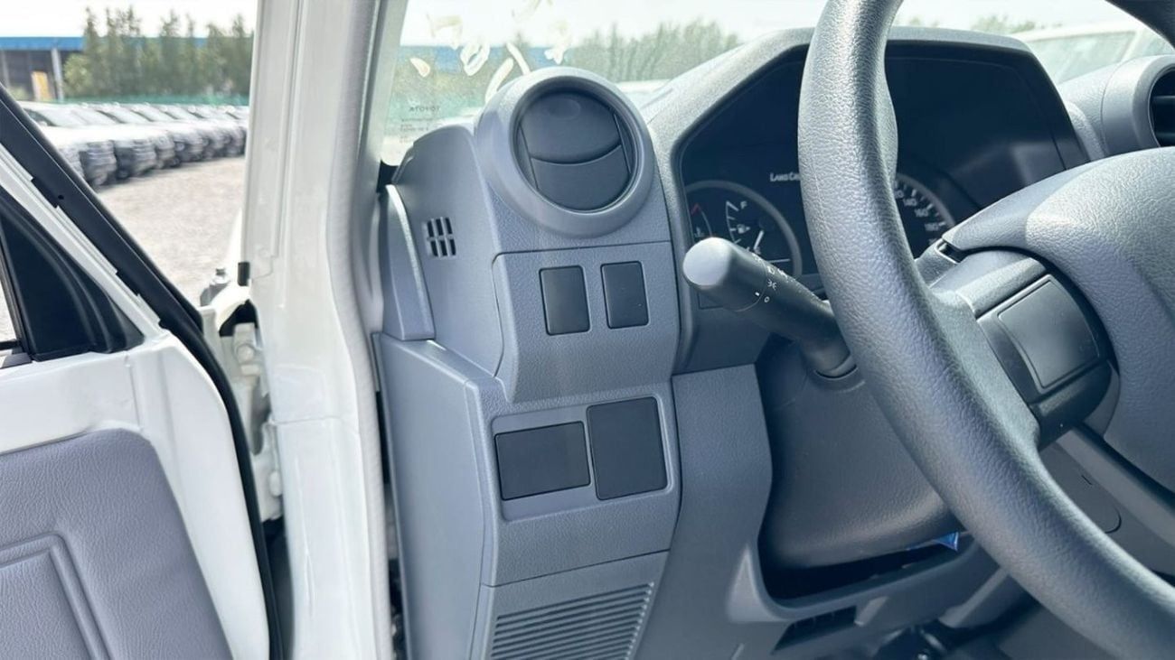 تويوتا لاند كروزر بيك آب TOYOTA LAND CRUISER 79 4.2L 4X4 MY2025 diesel