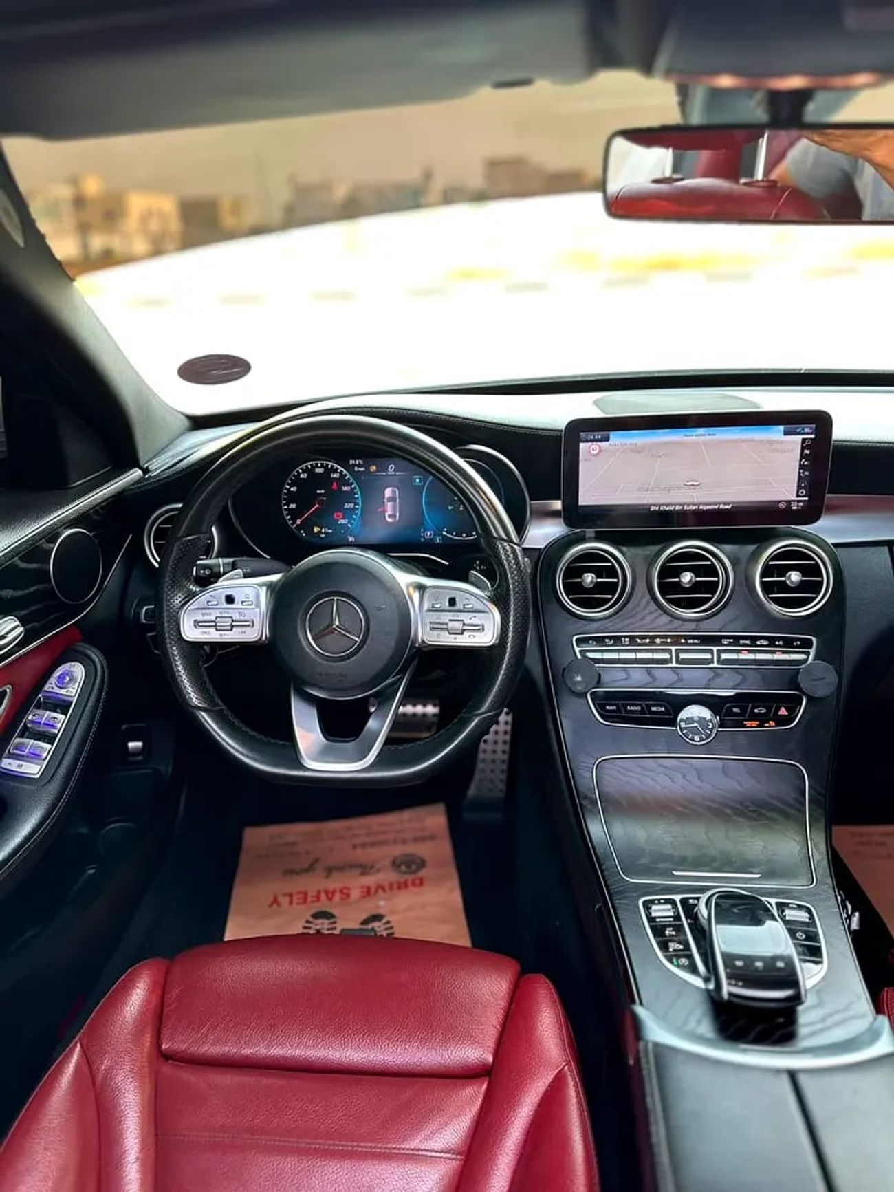 Mercedes Benz C200 C200 | GCC Specs | Low Mileage