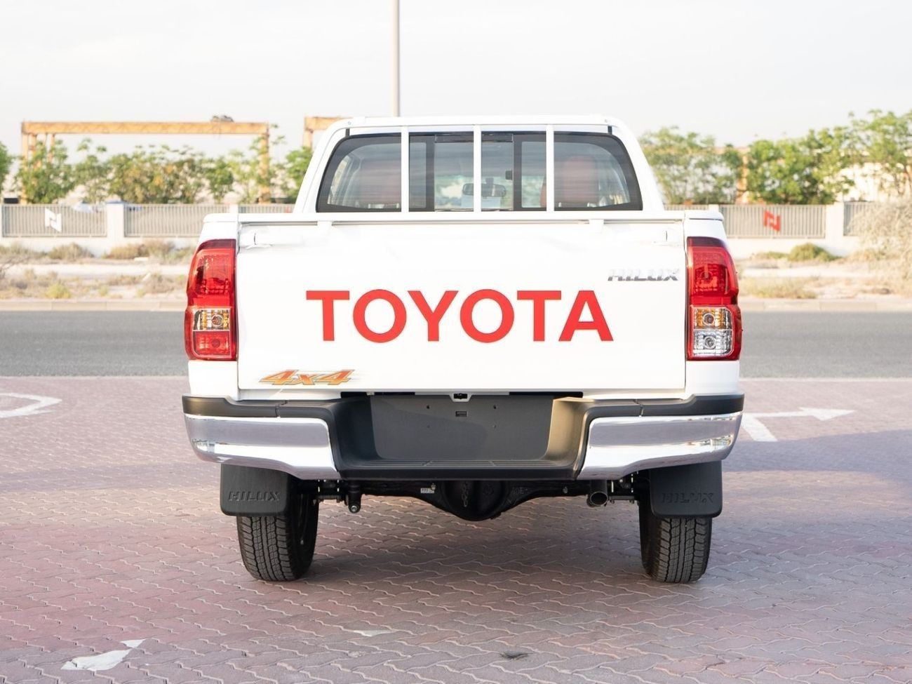 Toyota Hilux 2025 TOYOTA HILUX GL 2.7 - WHITE inside RED | Export Only
