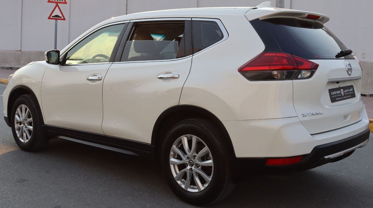 Nissan XTrail ACCIDENTS FREE - GCC - PERFECT CONDITION INSIDE OUT - BASE