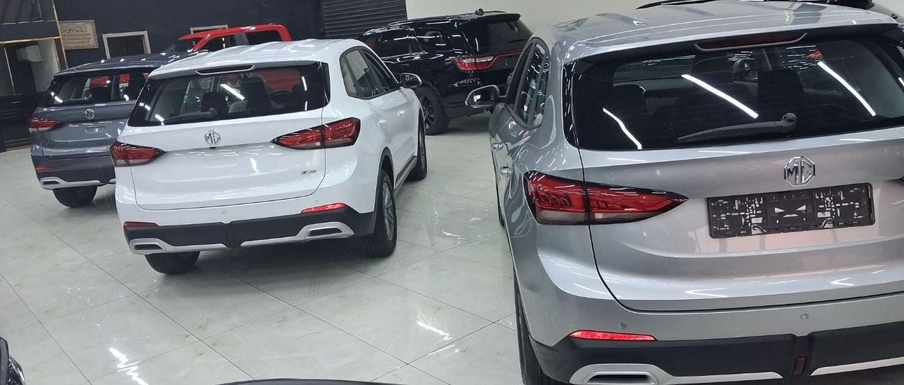 أم جي ZS LUX COM