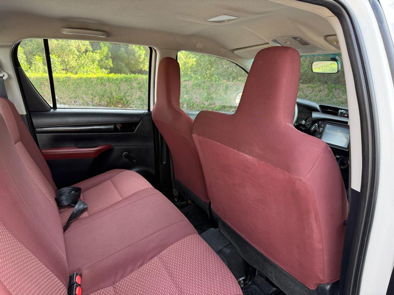 تويوتا هيلوكس GL 2.7L Double Cab Utility RWD