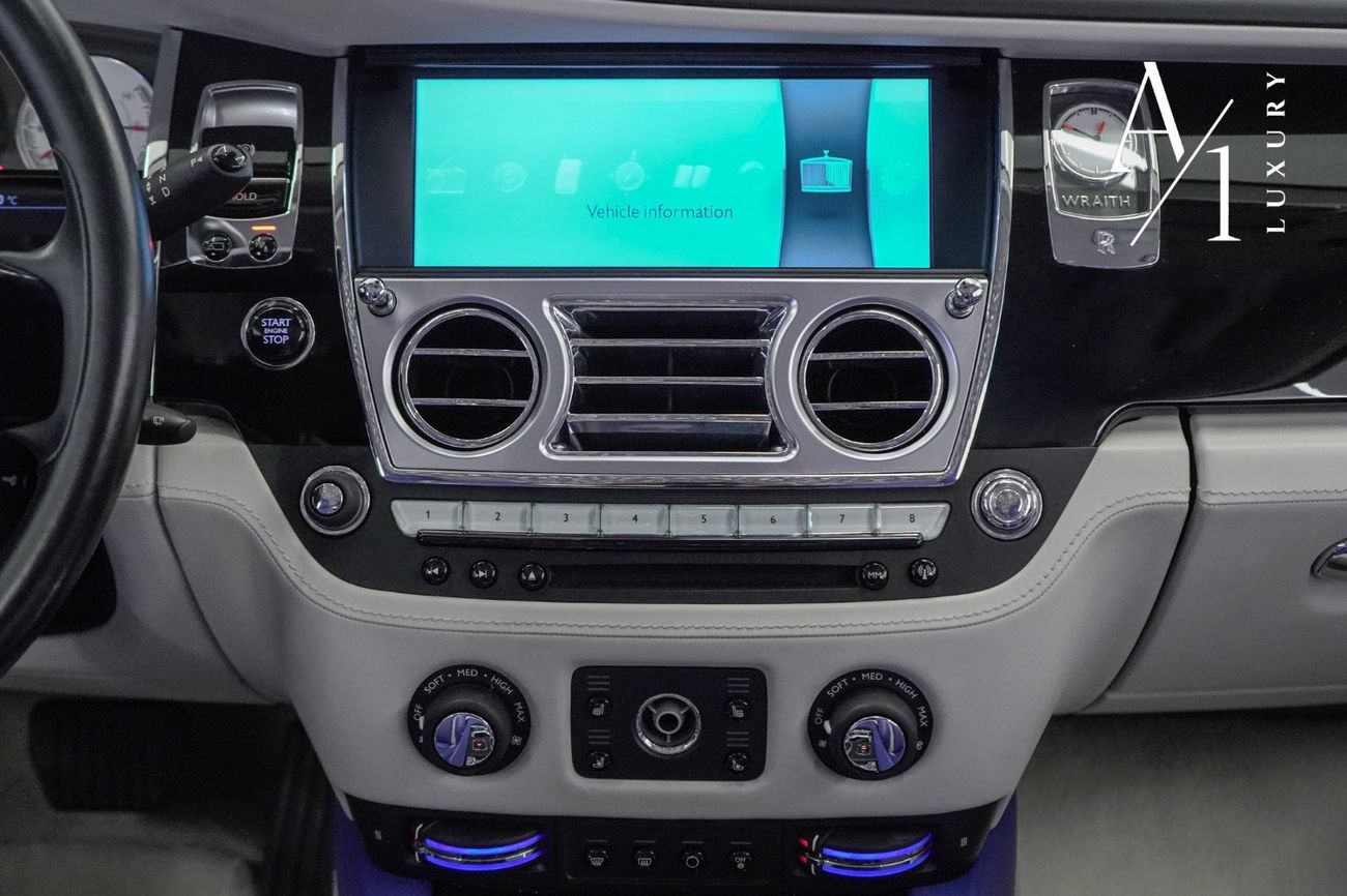 Rolls-Royce Wraith 2016 Rolls Royce Wraith, Full Service History, Excellent Condition, GCC Spec