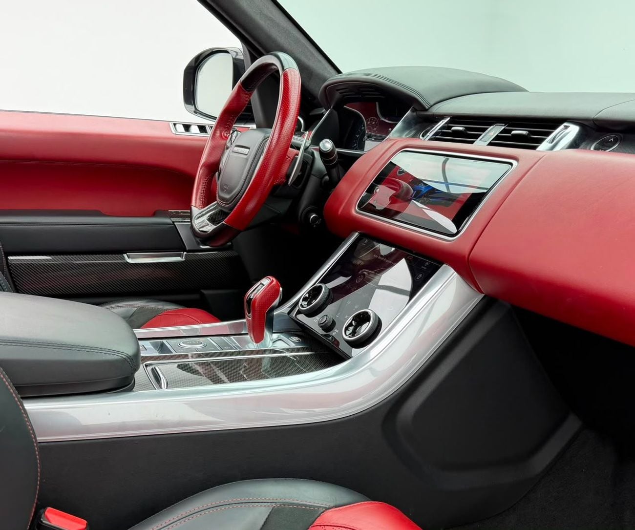 Land Rover Range Rover Sport SVR