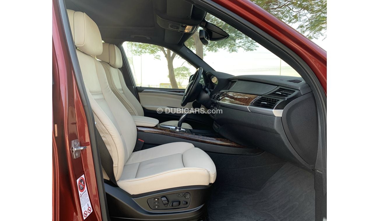 BMW X5 V8 - 2012 - EXCELLENT CONDITION - FULL OPTION