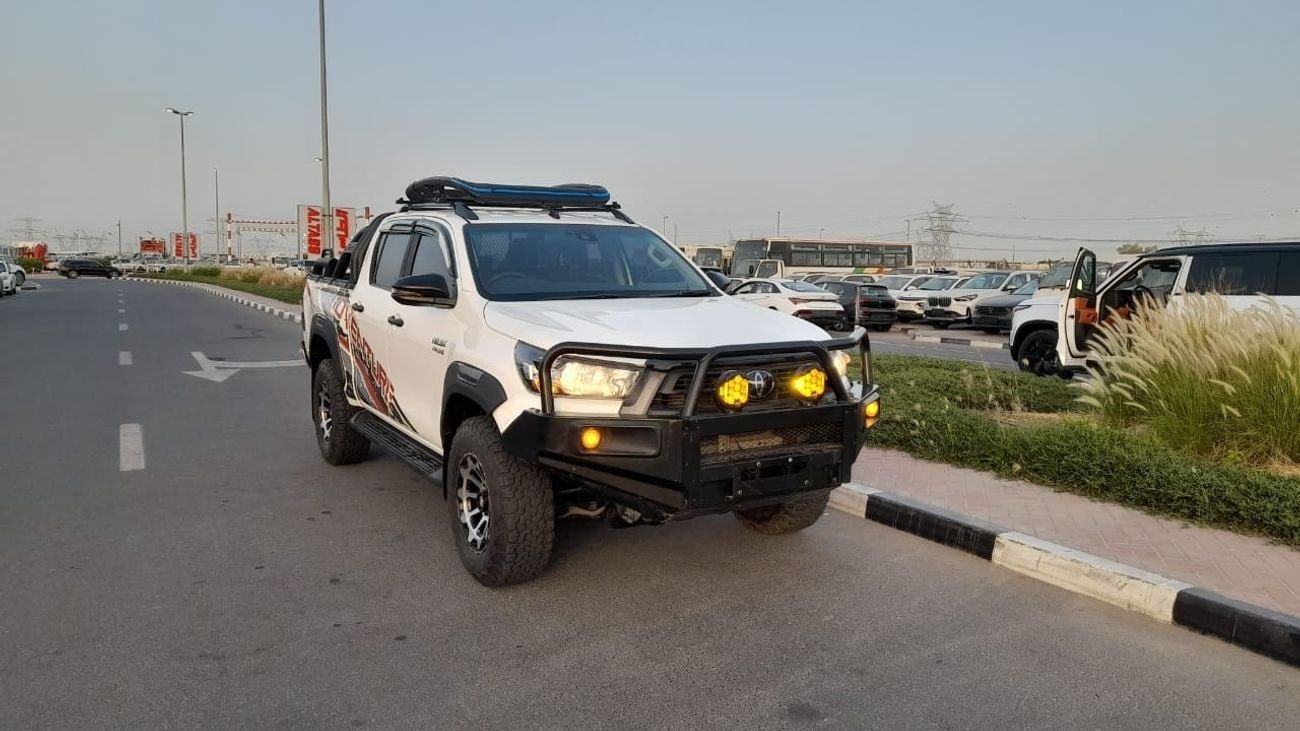 تويوتا هيلوكس RIGHT HAND DIESEL