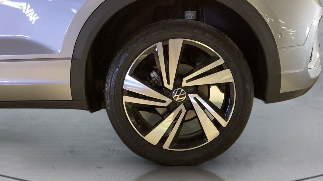 Volkswagen T-ROC R-LINE | Guaranteed Warranty | 0 Down Payment