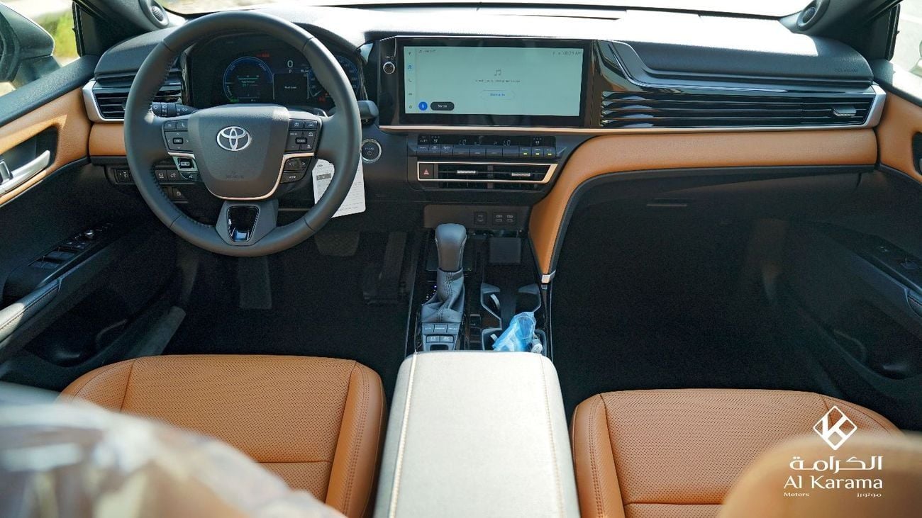 Toyota Camry Lumiere, 2.5L Hybrid with Seat Memory & Ventilation, Radar, 360 Camera