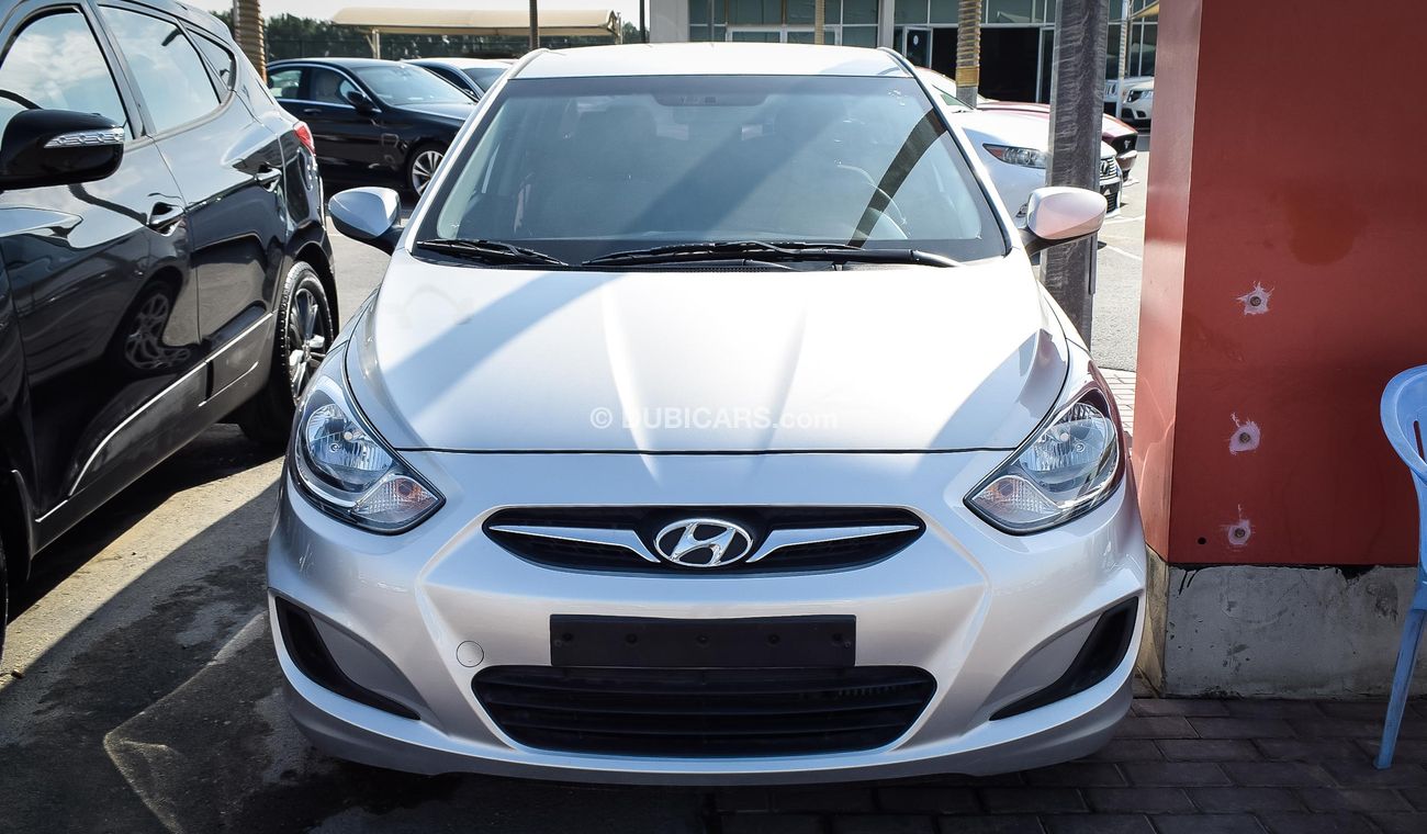 Used Hyundai Accent Diesel 2015 for sale in Sharjah 291895