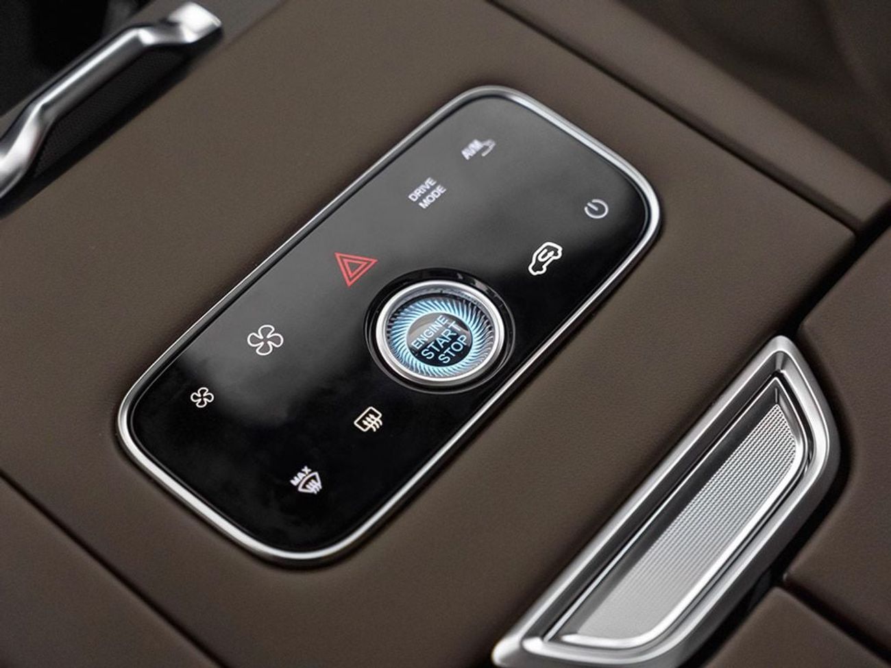 Exeed VX 2026 Exeed VX Luxury / Brand New Car / 7 Years Warranty