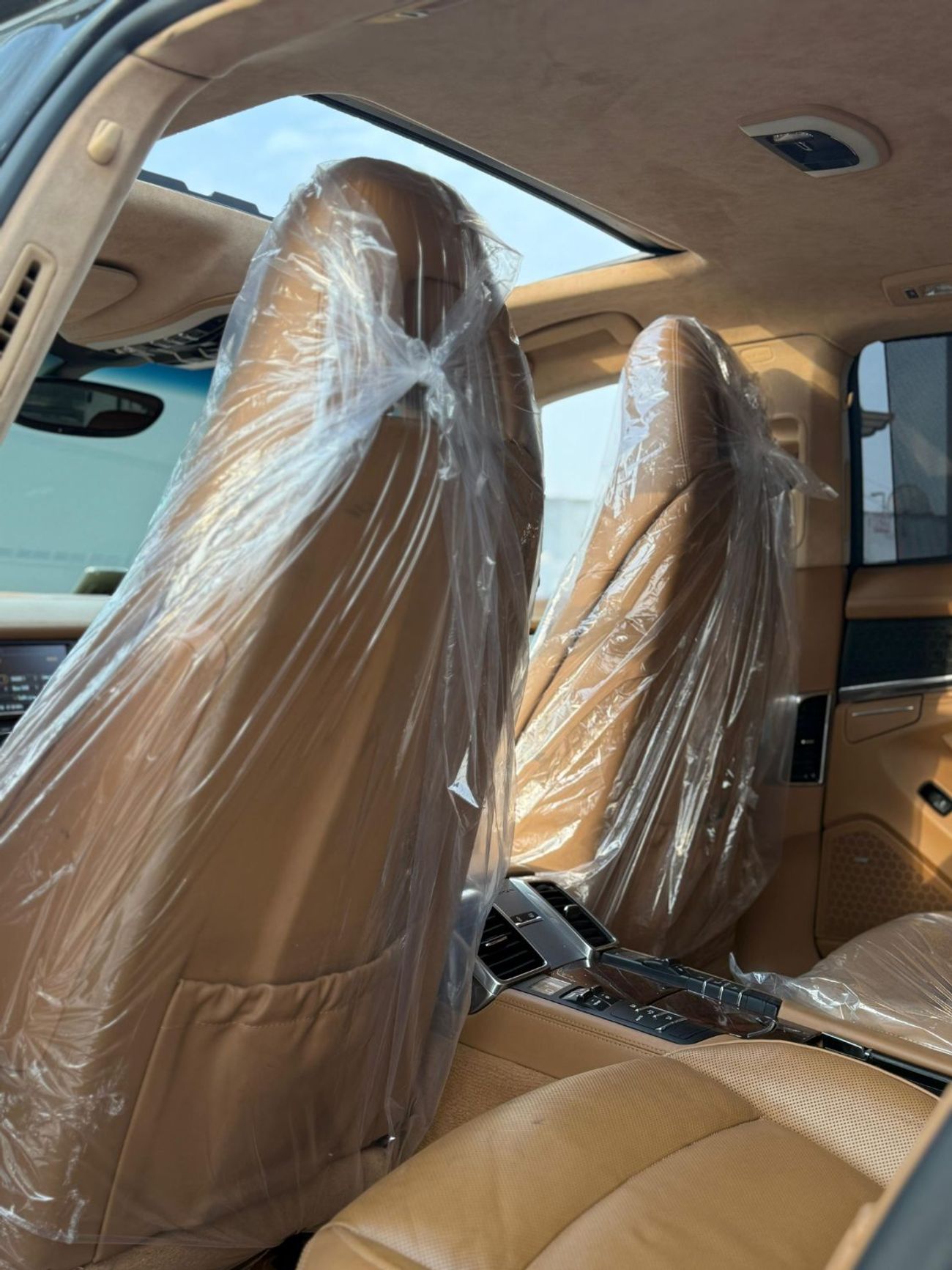 بورش باناميرا GTS 4.8L (424 HP)