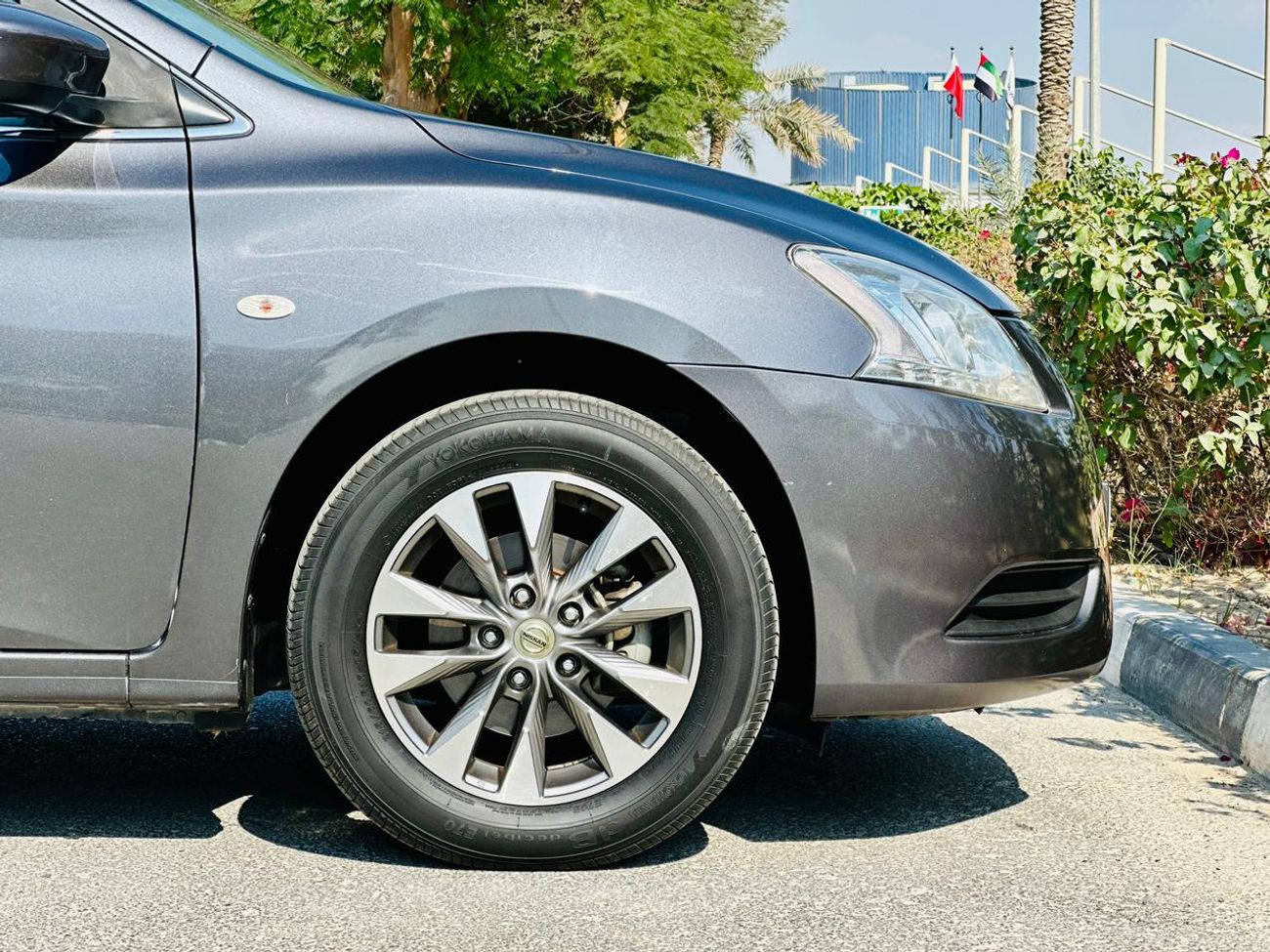 نيسان سنترا LE 1.6L