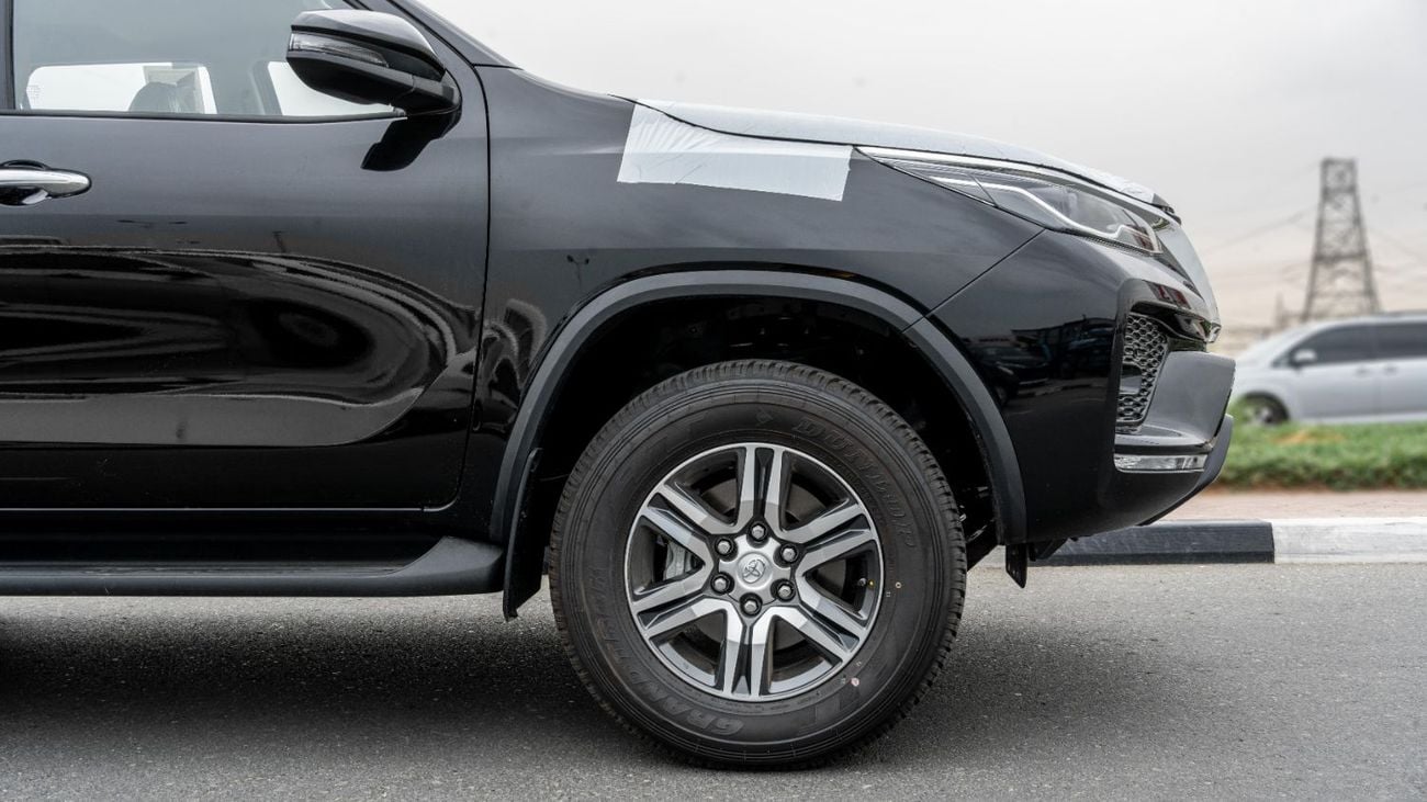تويوتا فورتونر 2026 Toyota Fortuner VX 4.0L AT Petrol (Black-Black)