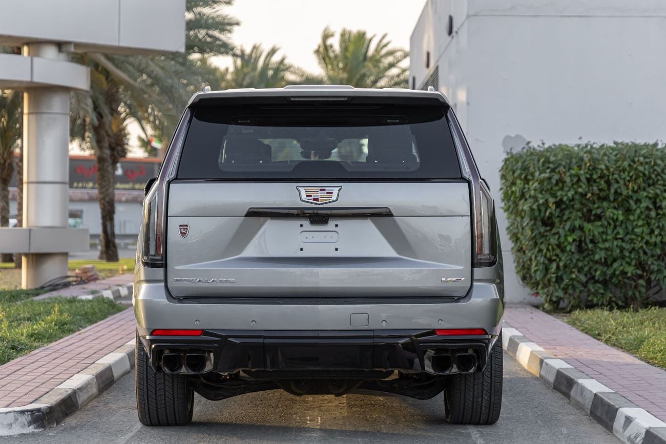 Cadillac Escalade Escalade-V 6.2L Cadillac Escalade | V | 2025 | GCC | Warranty available with Al Kendy + Service Cont