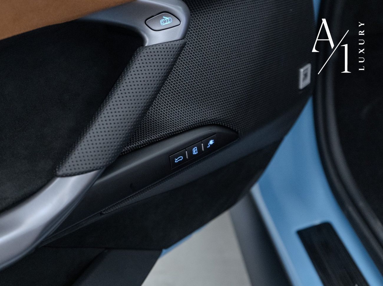 Ferrari 296 GTS 2025 Ferrari 296 GTS, With 7 Year Service Contract, Carbon Fibre Package, Fully Loaded, Europe Specs