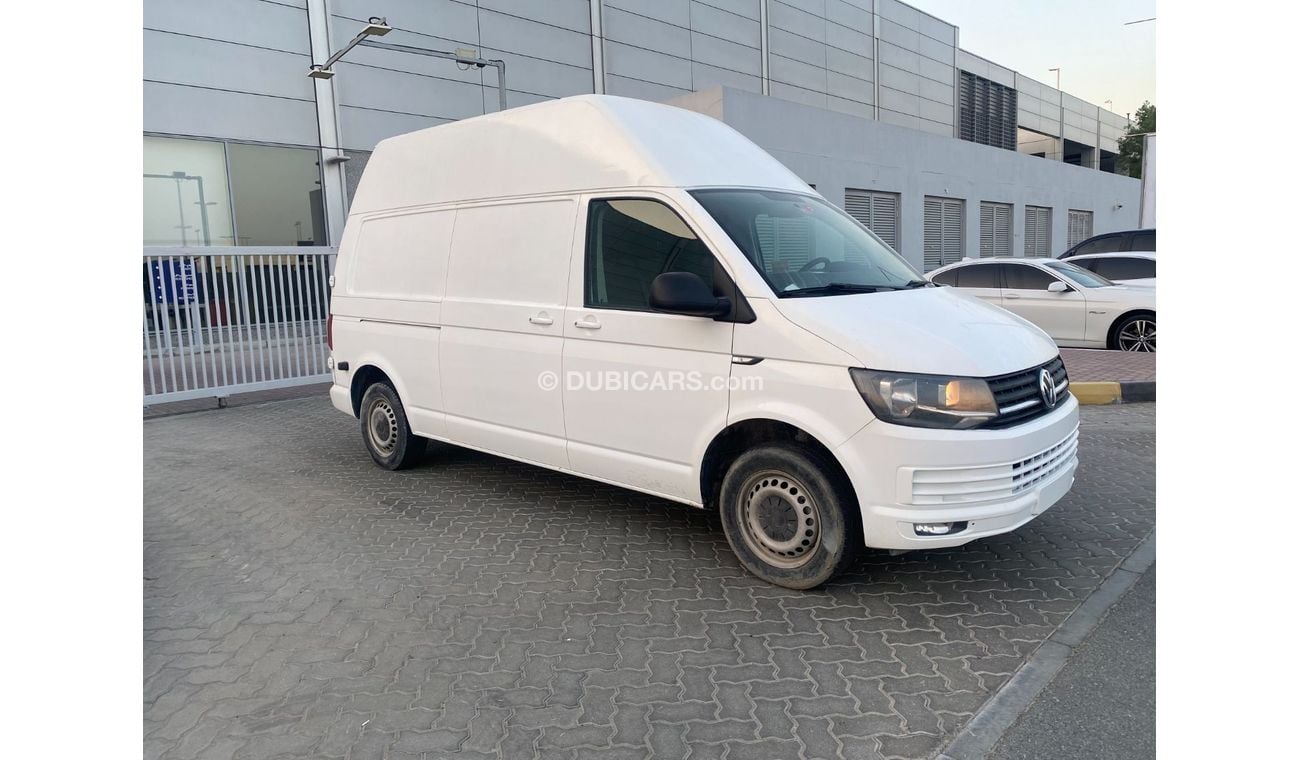 فولكس واجن T6 ترانسبورتر GCC VAN DIESEL