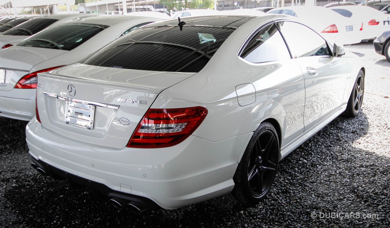 Mercedes-Benz C 63 Coupe