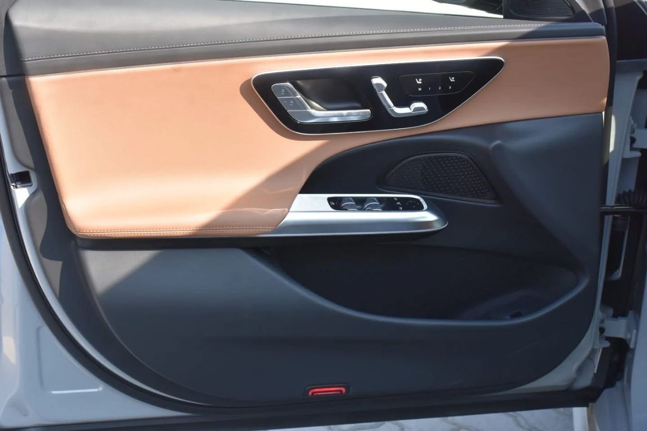 Mercedes-Benz E200 Zero km