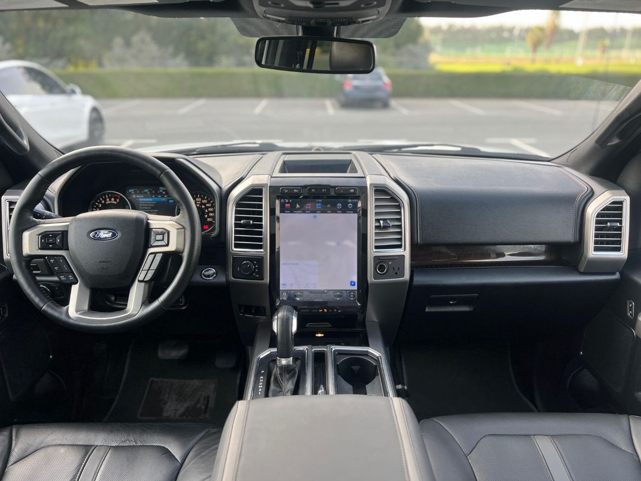 Ford F 150 FORD F-150 PLATINUM 2015 V6 PERFECT CONDITION