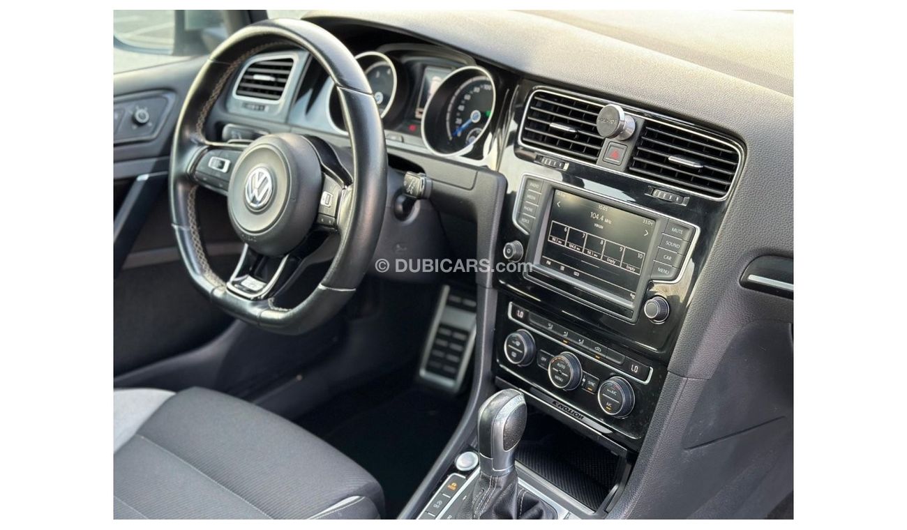 فولكس واجن جولف GOLF R SPORT 2016 GCC PERFCT CONDITION // ORGINAL PAINT