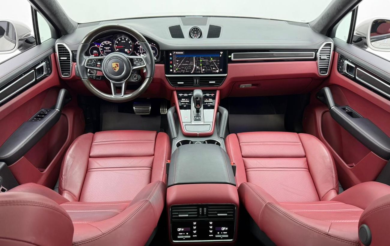 Porsche Cayenne GTS Coupe 2022 Porsche Cayenne Coupe GTS, 2027 Porsche Warranty, Full Porsche Service History, GCC