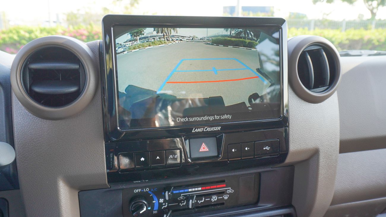 Toyota Land Cruiser 70 LX 4.0L V6 A/T