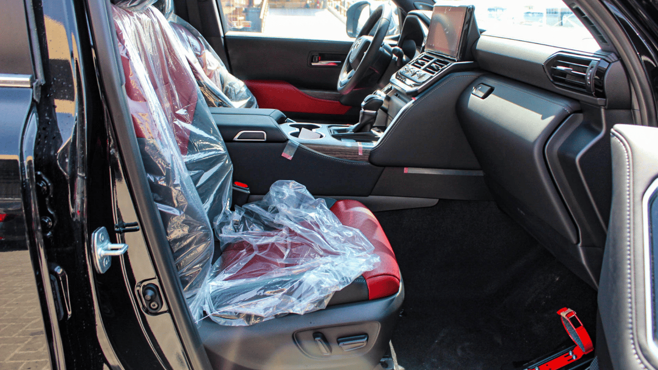 تويوتا لاند كروزر VX 3.3L Toyota LC300 3.3L VX-R V6 Turbo Diesel AT